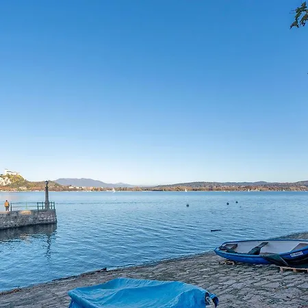Syc Le Rondini Relax - Apartament Arona